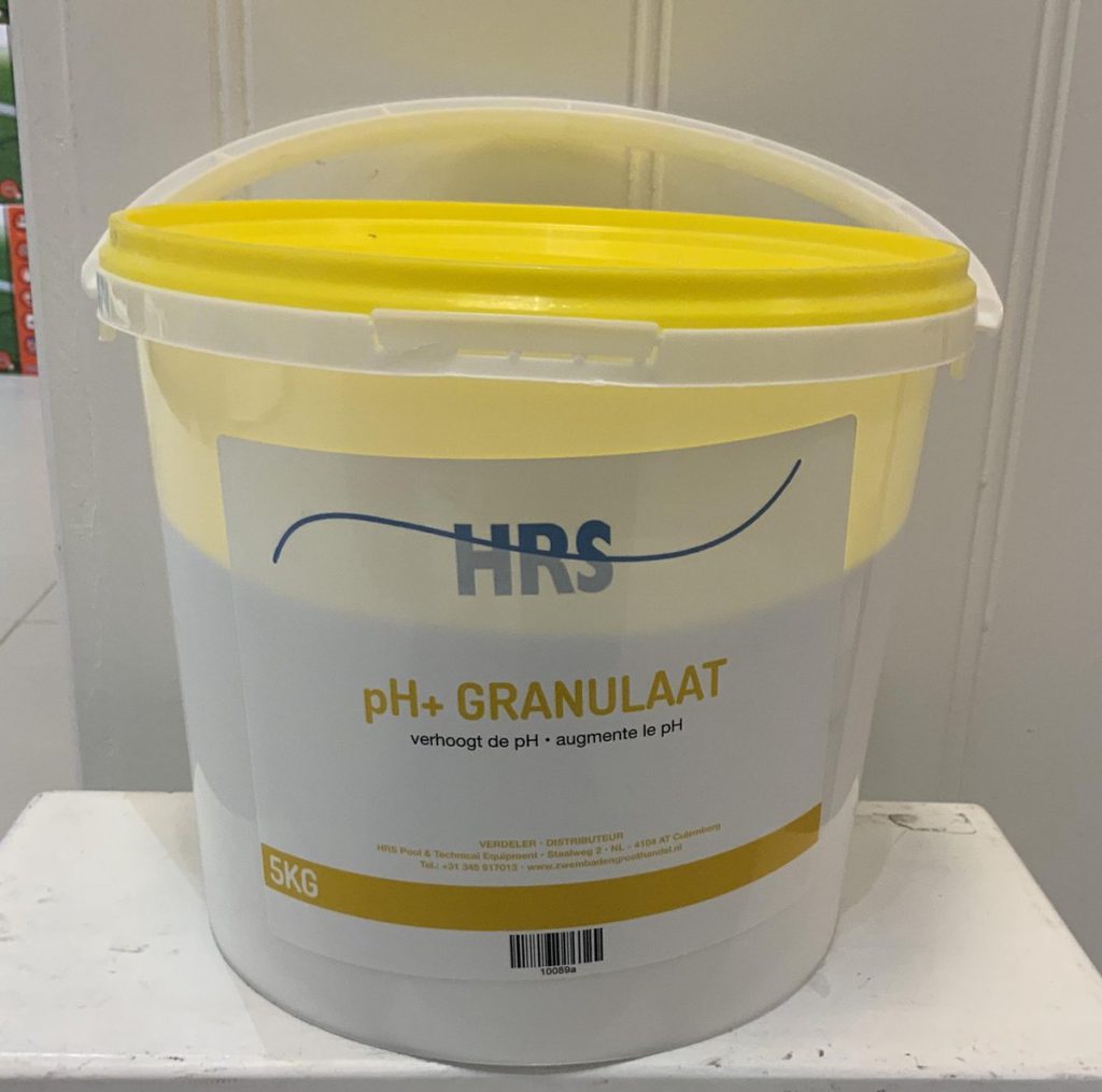 De ideale pH waarde ligt tussen 7.0 en 7. PH plus 1kg verhoogt de basische waarde van het water.